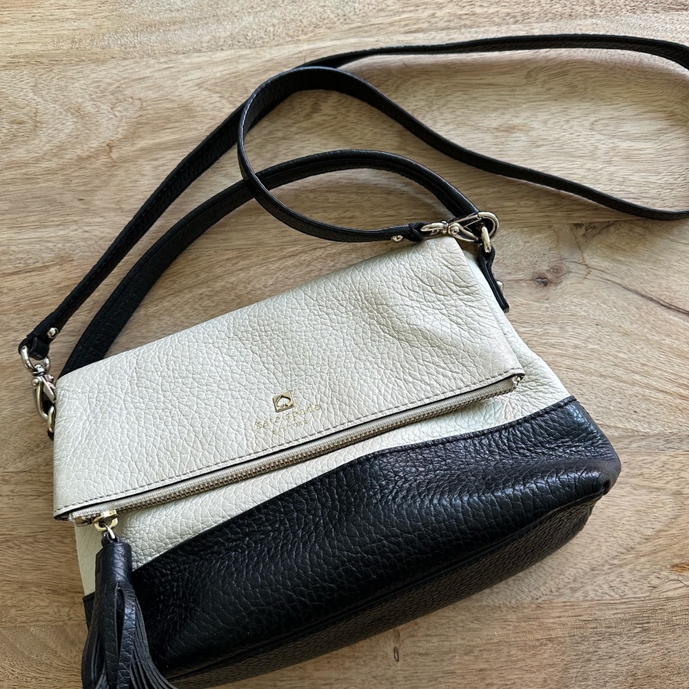 Kate Spade black and cream shoulder bag